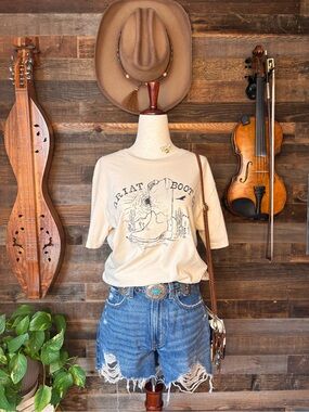 Ariat Cream Western Graphic Tee